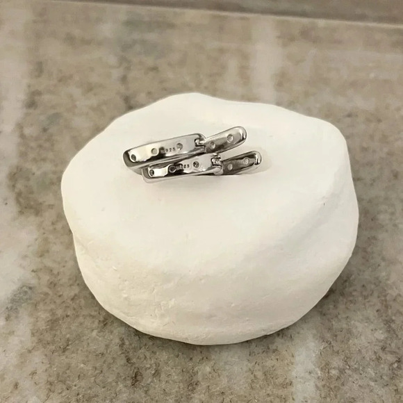 925 Sterling Silver Small Huggie Hoop Earrings Belt Buckle Earrings Heart Hoops - Picture 6 of 6